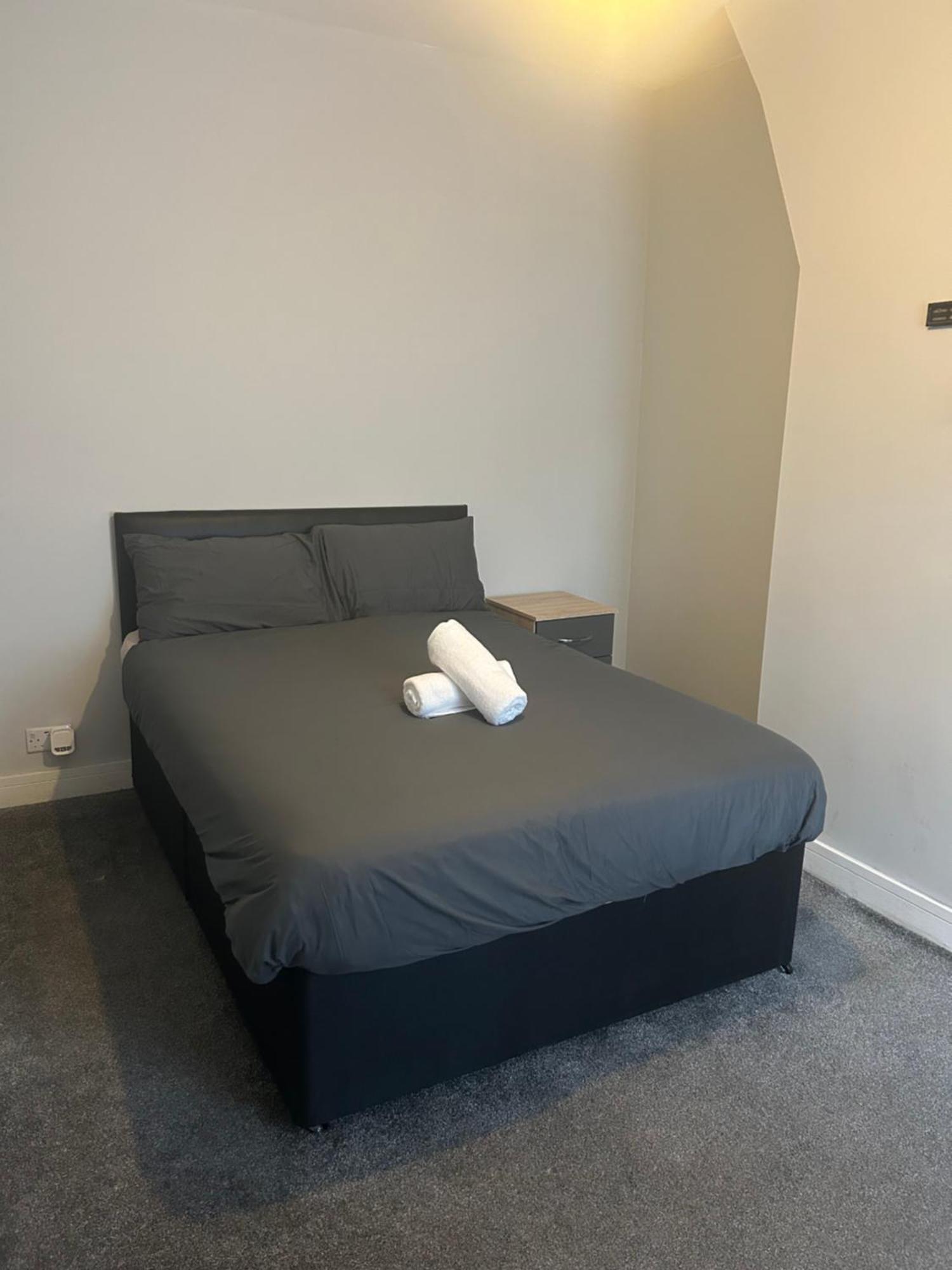 Brunswick Place 1 Bed & Breakfast Stoke-on-Trent Eksteriør bilde